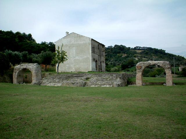 Archeologia a Cupra marittima (Marche)